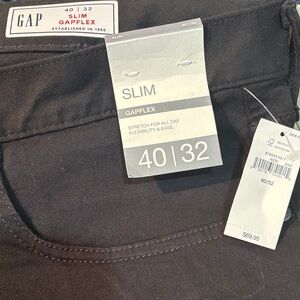 GAP Slim Gapflex Pants — Black